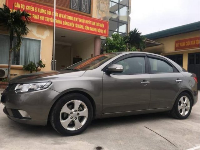 Bán ô tô Kia Cerato năm 2010, nhập khẩu, xe còn rất tốt, nội thất, thân vỏ còn đẹp