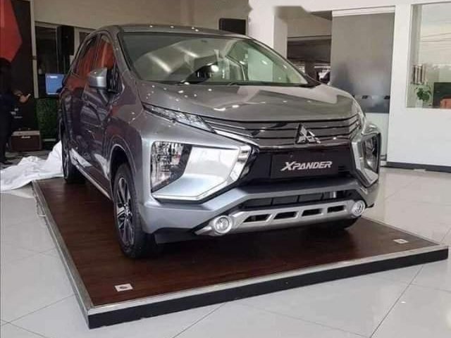 Bán ô tô Mitsubishi Xpander năm 2019, màu xám, 720tr