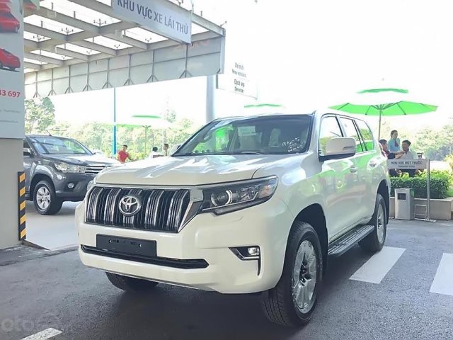 Bán xe Toyota Prado đời 2019, màu trắng, nhập khẩu