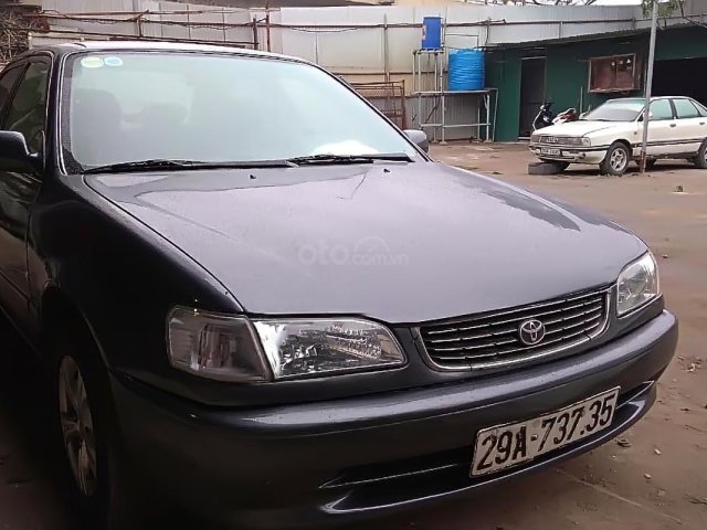 Cần bán xe Toyota Corolla sản xuất 1997, màu xám