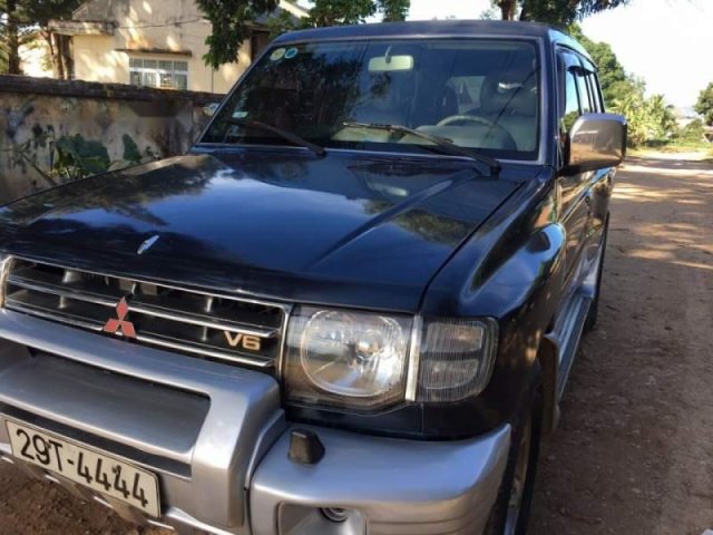 Bán Mitsubishi Pajero 3.5 năm 2004, màu đen, nhập khẩu