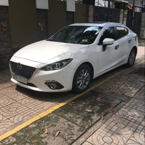 Bán Mazda 3 đời 2016, màu trắng, nhập khẩu