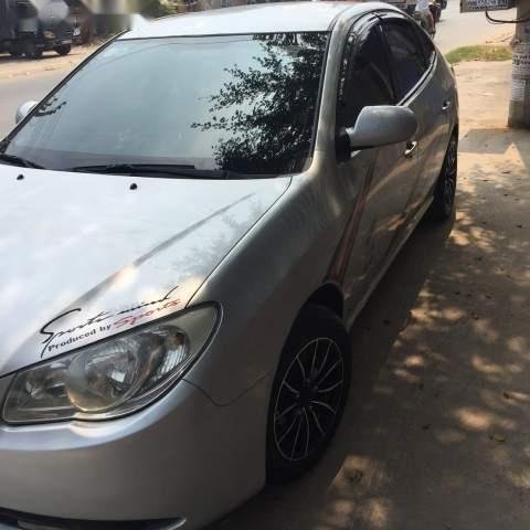 Bán Hyundai Elantra 2009, màu bạc, giá 265tr