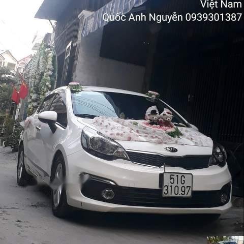 Bán ô tô Kia Rio năm 2017, màu trắng, nhập khẩu nguyên chiếc, giá 450tr