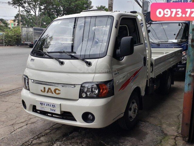 Cần bán xe tải Jac 990kg, giá cạnh tranh, hỗ trợ vay 80%