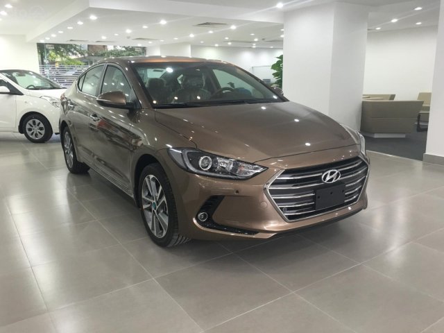 Bán Hyundai Elantra 2.0AT đủ màu giao ngay, giá giảm sau tháng 3, hỗ trợ vay trả góp. LH: 0903175312