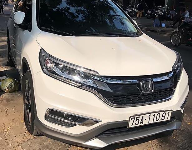 Bán Honda CR V năm sản xuất 2017, màu trắng  