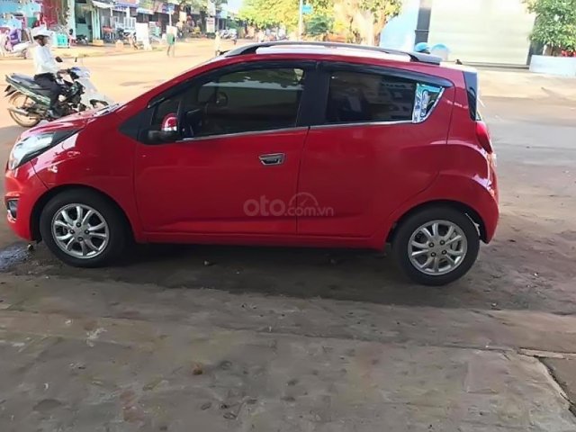 Cần bán gấp Chevrolet Spark LTZ sản xuất năm 2014, màu đỏ 