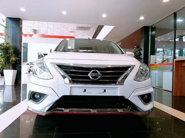 Bán ô tô Nissan Sunny sản xuất 2018, màu trắng, giá chỉ 430 triệu