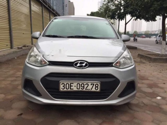 Cần bán gấp Hyundai Grand i10 MT 2016, màu bạc, nhập khẩu, biển Hà Nội, không lỗi nhỏ