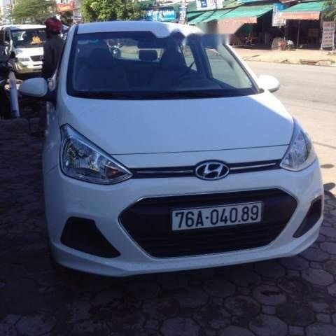 Bán xe Hyundai Grand i10 đời 2015, màu trắng, rút hồ sơ trong ngày0