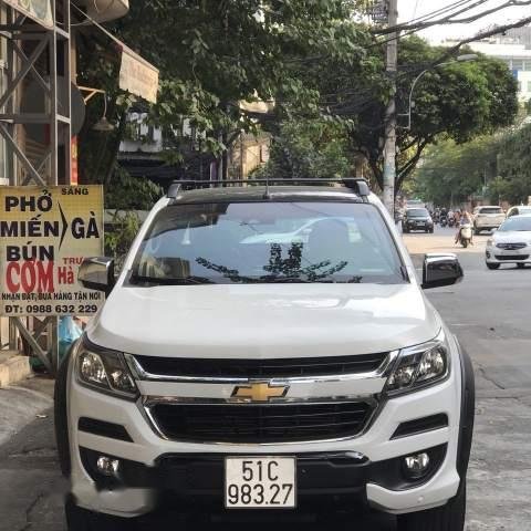 Cần bán xe Chevrolet Colorado 2.8 High Country năm 2017, màu trắng, xe nhập, 680 triệu