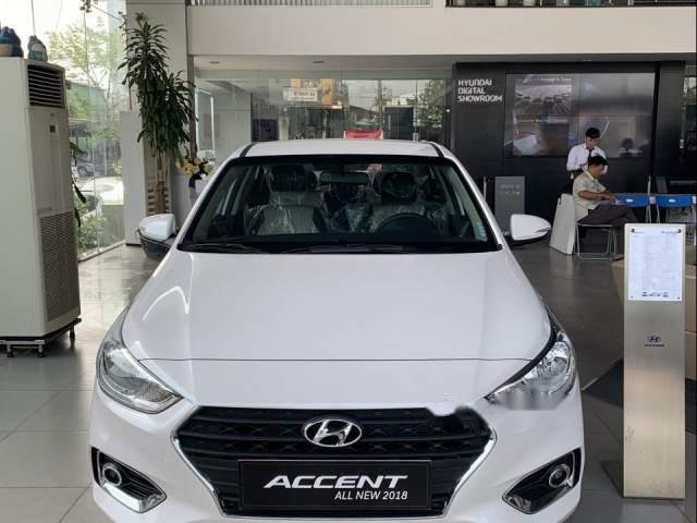 Bán Hyundai Accent 1.4 đời 2019, màu trắng