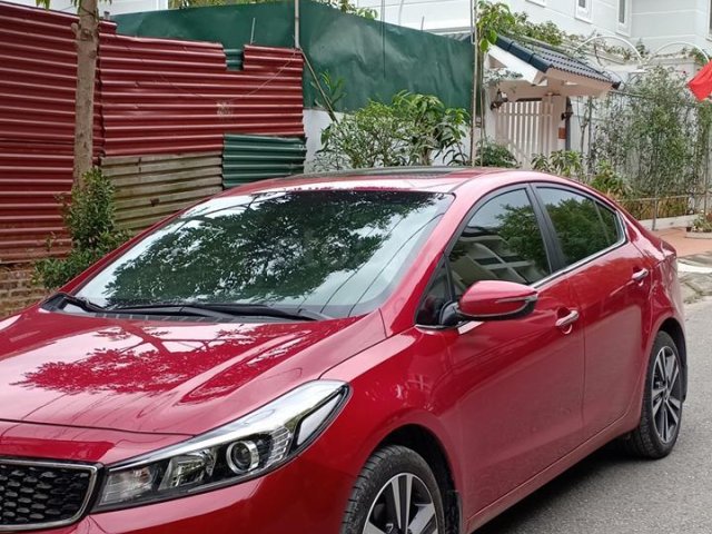 Bán Kia Cerato 2018, đk 2019 tự động, màu đỏ, xe mới mua