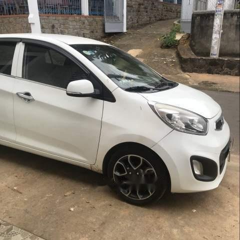 Cần bán xe Kia Picanto sản xuất năm 2014, màu trắng số sàn, 275tr