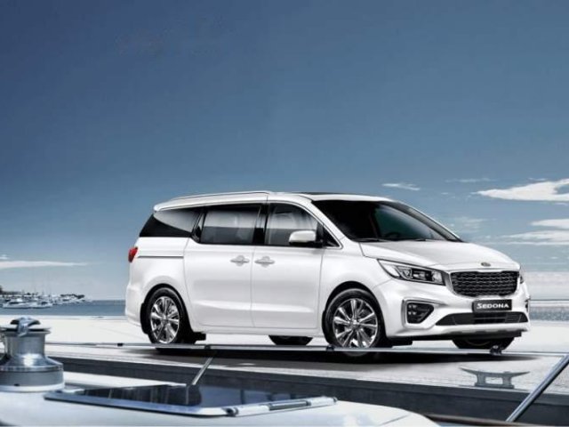 Bán Kia Sedona 2019, màu trắng, mới hoàn toàn