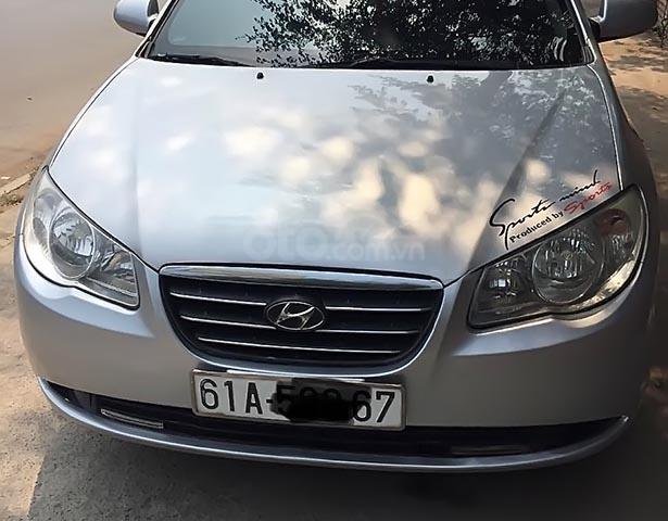 Bán xe Hyundai Elantra sản xuất 2009, màu bạc giá cạnh tranh