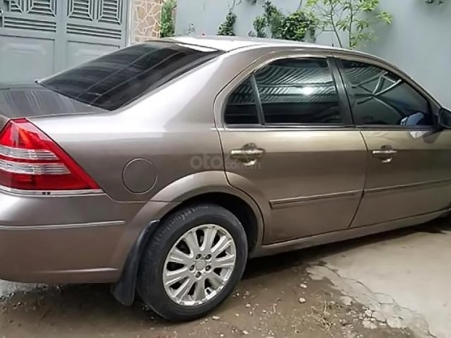 Chính chủ bán Ford Mondeo 2.5 AT sản xuất năm 2004, ĐK lần đầu 2005