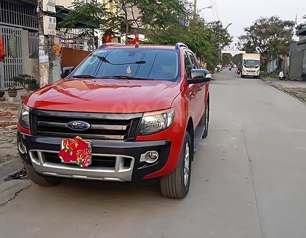 Bán Ford Ranger Wildtrak 2.2L 4x2 AT 2014, màu đỏ, nhập khẩu  