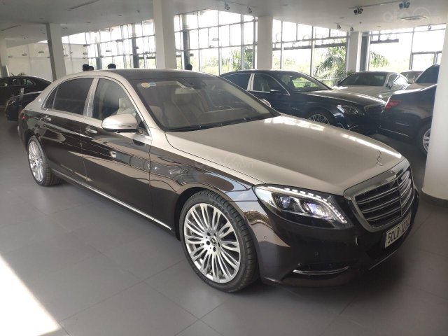 Bán Mercedes S500 Maybach hai màu, siêu lướt