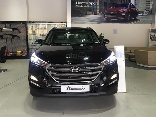 Bán xe Hyundai Tucson 2.0 ATH sản xuất 2019, màu đen