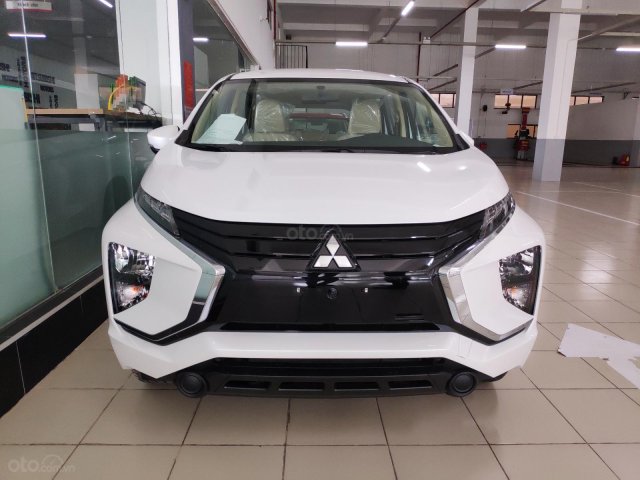 Bán xe Mitsubishi Xpander MT đời 2019 tại Quảng Bình, màu trắng, giao xe ngay, khuyến mãi khủng