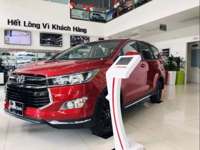 Bán Toyota Innova 2.0E MT sản xuất 2019, giao xe nhanh toàn quốc