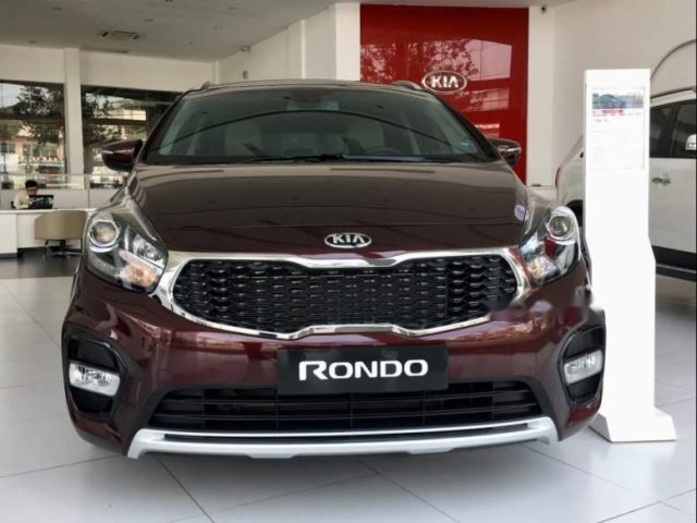 Cần bán xe Kia Rondo 2.0L MT sản xuất 2019, giá thấp, giao nhanh toàn quốc0