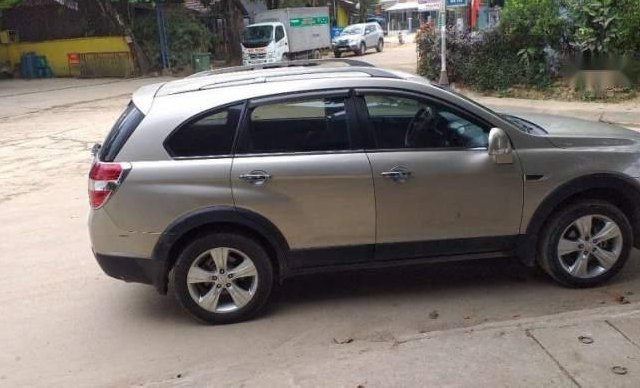 Cần bán gấp Chevrolet Captiva đời 2013, nhập khẩu, xe đẹp