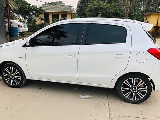 Cần bán gấp Mitsubishi Mirage năm 2016, màu trắng, nhập khẩu, mới đi 1,3 vạn