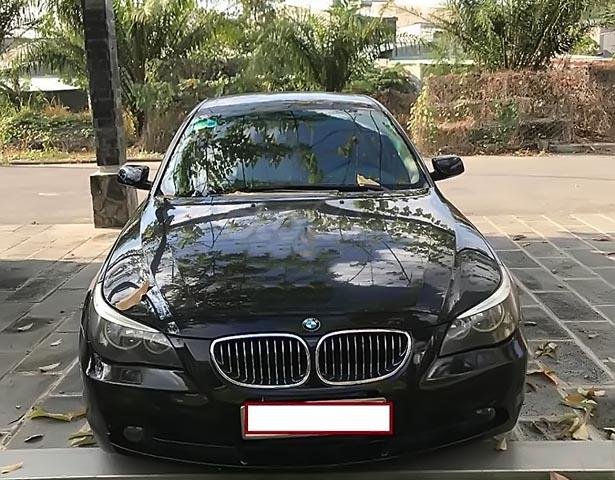 Bán xe BMW 525i cuối 2006 (tháng 11/2006), model 2007, số tự động, máy xăng, màu đen, nội thất màu kem