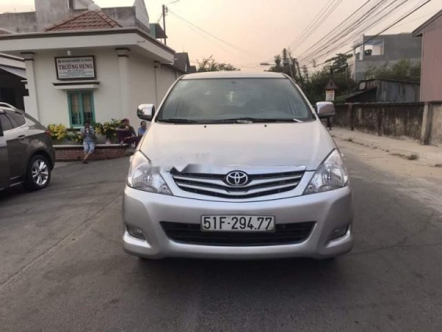 Cần bán gấp Toyota Innova đời 2012 còn mới, 500tr