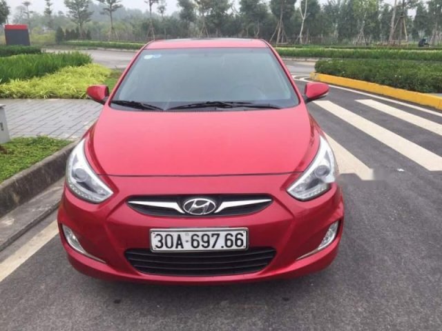 Cần bán gấp Hyundai Accent Blue đời 2014, màu đỏ số tự động, 465 triệu0