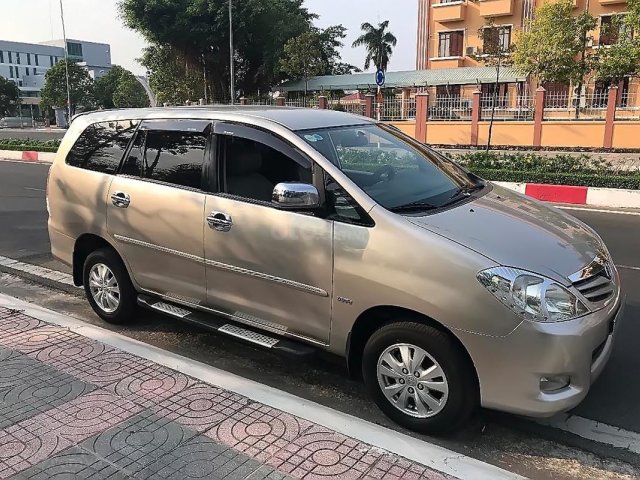 Cần bán gấp Toyota Innova SR đời 2010, giá chỉ 455 triệu0