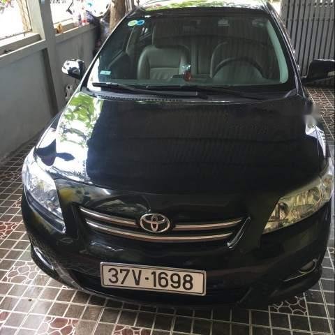 Cần bán lại xe Toyota Corolla altis sản xuất năm 2010, màu đen còn mới0