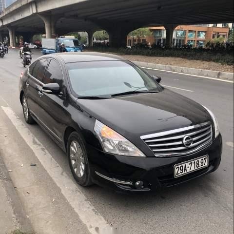 Cần bán gấp Nissan Teana 2.0 AT đời 2010, màu đen, xe nhập chính chủ0