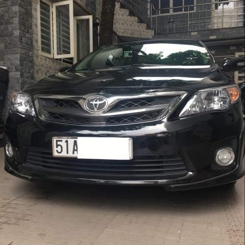 Bán Toyota Corolla altis 2.0RS đời 2012, màu đen, giá 580tr