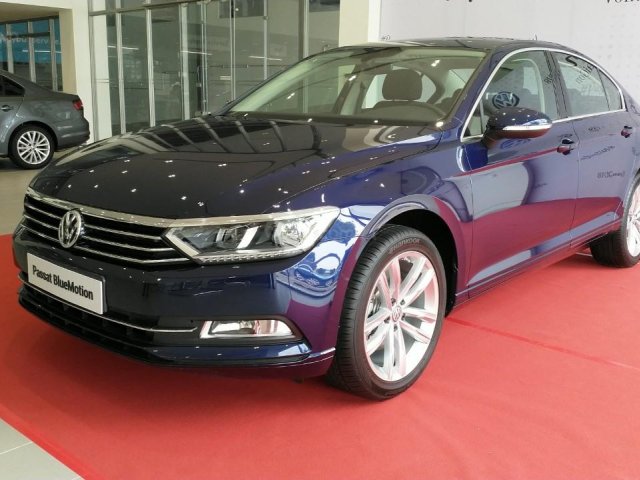 Bán xe Volkswagen Passat Bluemotion, Sedan sang trọng, nhập từ Đức nguyên chiếc chính hãng mới 100% - LH: 0933 365 188