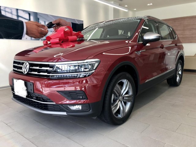 Bán xe Volkswagen Tiguan Allspace SUV 7 chỗ nhập khẩu chính hãng, đủ màu xe giao ngay, LH: 0933 365 1880