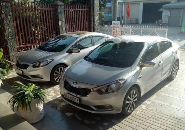 Bán Kia K3 năm 2015, màu bạc, xe nhập, chạy được 44000 km