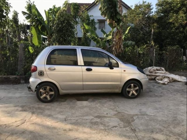 Cần bán xe Daewoo Matiz đời 2004, màu bạc, nhập khẩu0