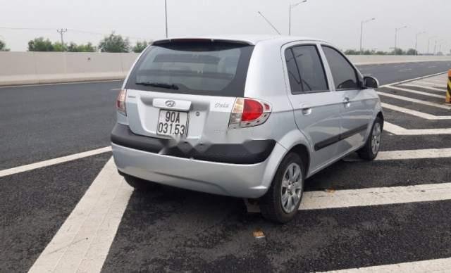 Bán xe Hyundai Getz năm 2010, màu bạc số sàn