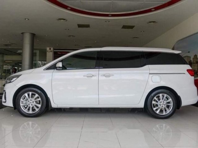 Bán Kia Sedona 2019, màu trắng, nhập khẩu0