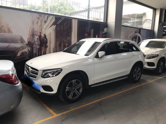 Mercedes-Benz GLC200 siêu lướt 1000km, biển thành phố, hoá đơn công ty giá tốt LH 0965075999