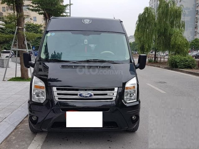 Ford Transit Dcar Limousine 10 chỗ, màu đen sản xuất 2018 chạy lướt0