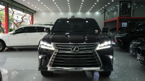 Cần bán gấp Lexus LX 570  5.7 AT 2015, màu đen  