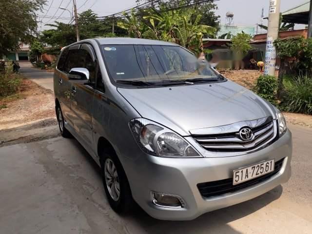 Bán Toyota Innova 2.0 đời 2007, màu bạc, giá 279tr