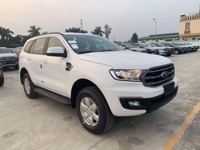 Bán Ford Everest sản xuất 2019, màu trắng, nhập khẩu nguyên chiếc