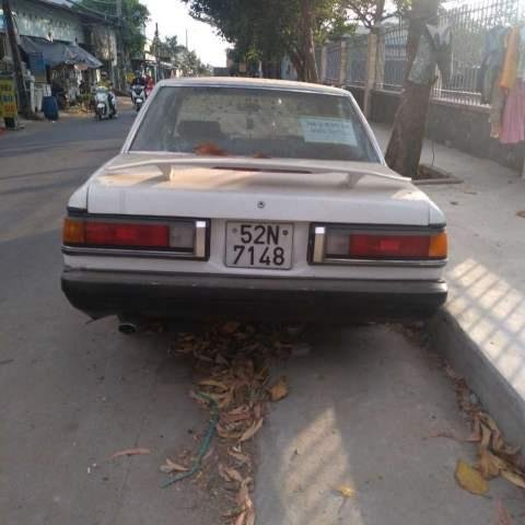 Cần bán gấp Toyota Cressida năm sản xuất 1984, màu trắng, xe nhập