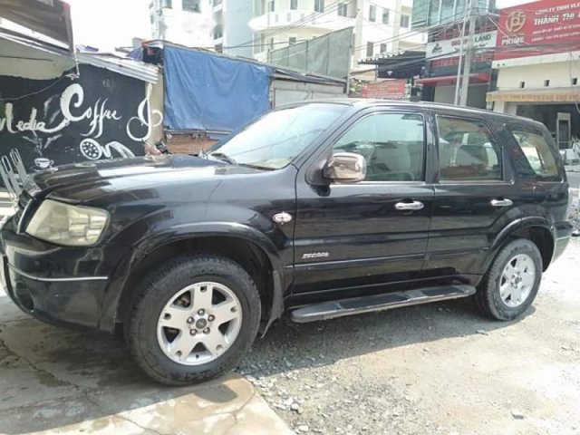 Bán xe Ford Escape đời 2009, màu đen, giá tốt